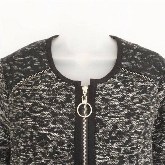 Chico's Black White Knit Animal Print Jacket Size 2 (L) Jacquard Full Zip - Picture 4 of 10